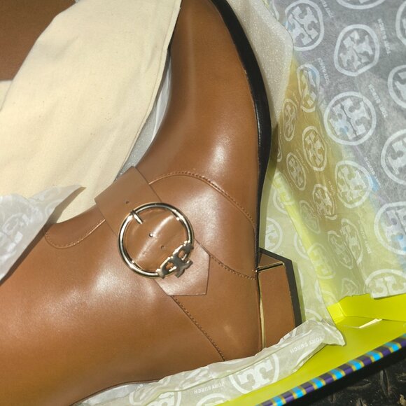 NIB Tory Burch Sofia Riding Boot  Brown Cognac 8.5 - Picture 2 of 2
